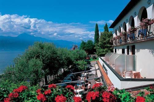 Hotel Fraderiana Torri Del Benaco Quarto foto