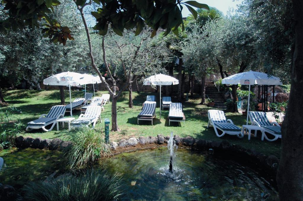Hotel Fraderiana Torri Del Benaco Quarto foto